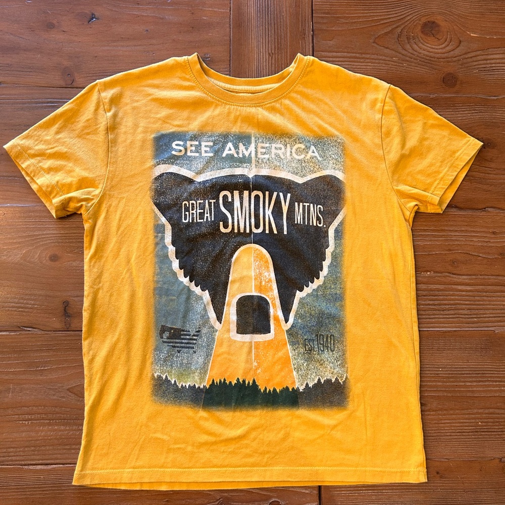 Great Smoky Mountains tee
